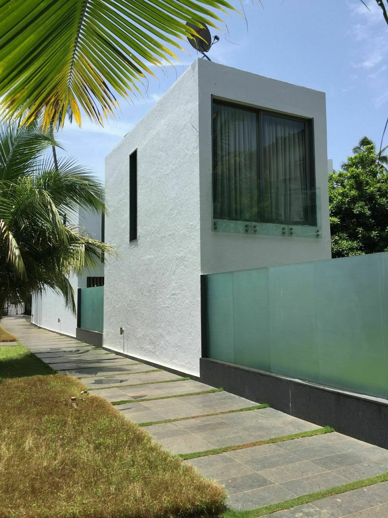 Calem Grove Hotel Candolim Bagian luar foto