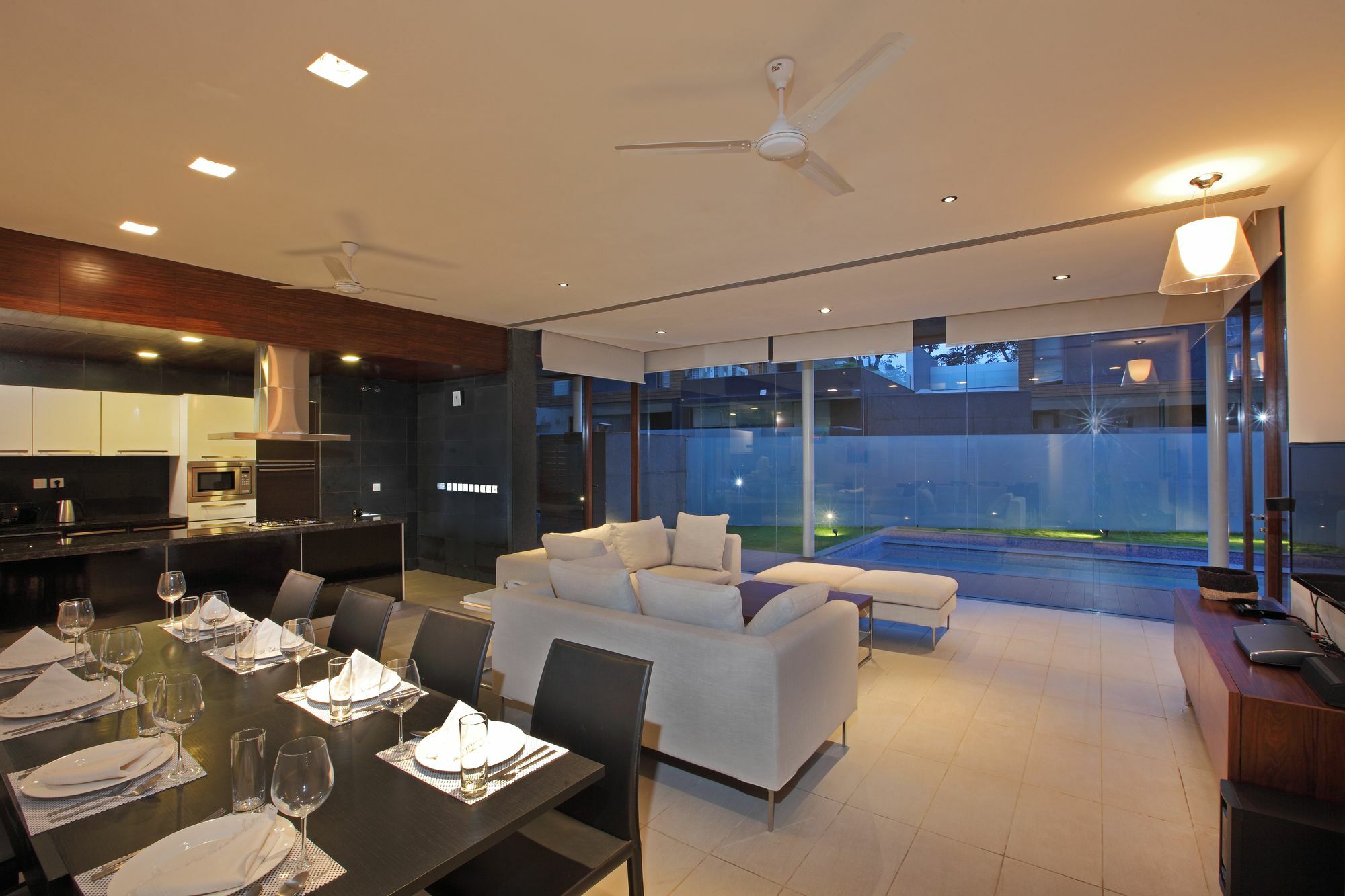 Calem Grove Hotel Candolim Bagian luar foto